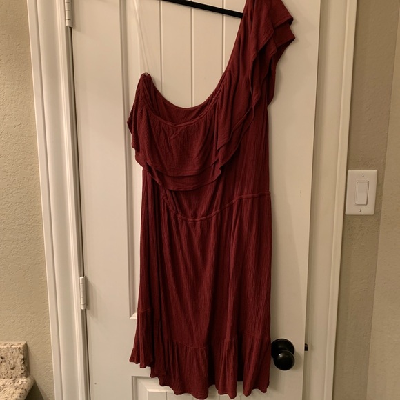One-Shoulder Ruffle Dress - Picture 4 of 5